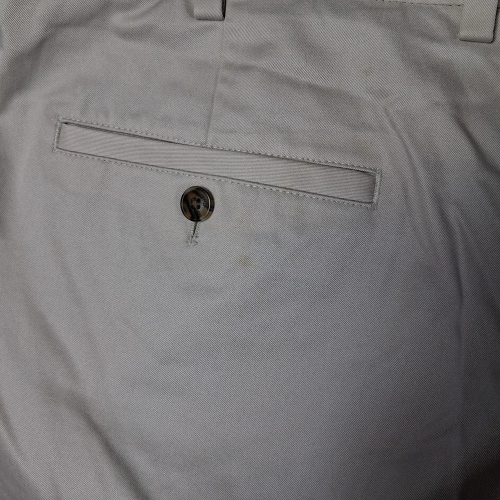 NWT‎ Brooks Brothers Advantage Chino Clark Fit Shorts Mens 40 Beige Lightweight